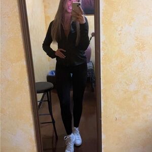 Black Gymshark leggings